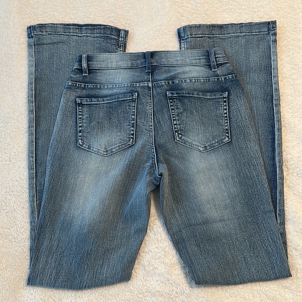 Venus Light Wash Bootcut Jeans Size 6 Long NWT - Picture 7 of 10